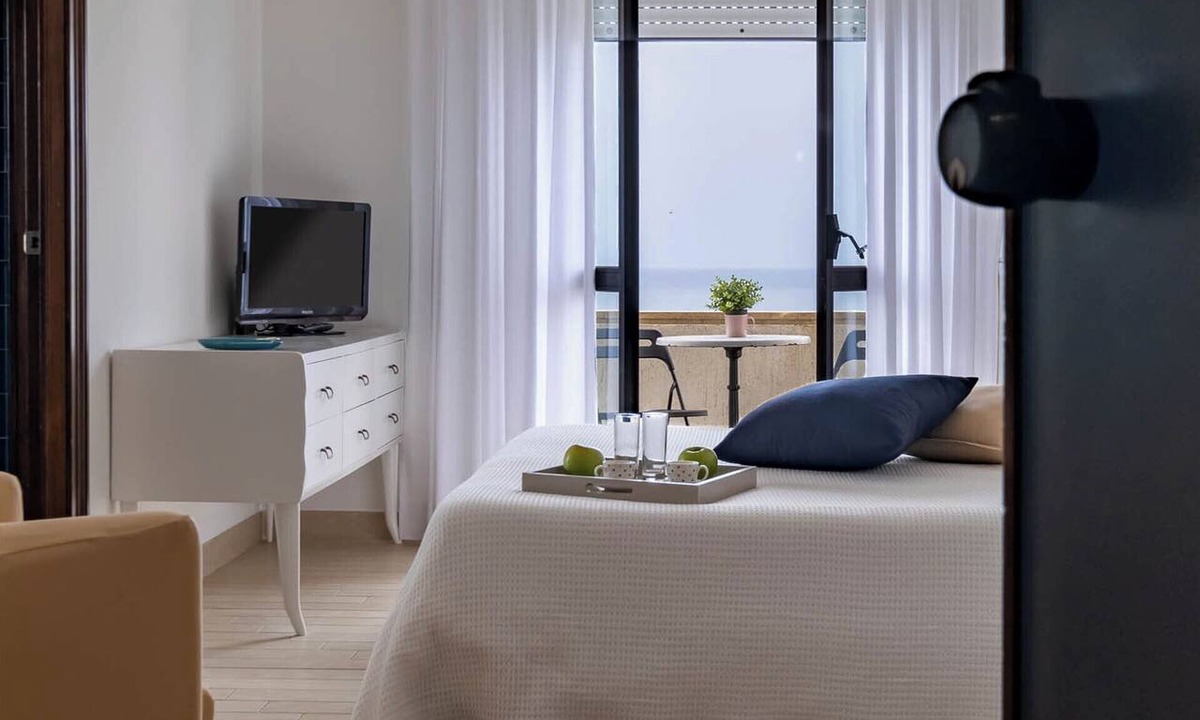 San Felice Circeo Hotel | Villa Penelope