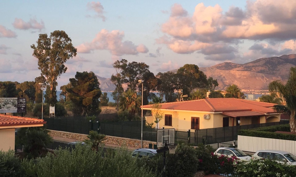 Carini Villa | Villa Pistachio - Marinalonga (200 mt. From the sea) - cozy and equipped