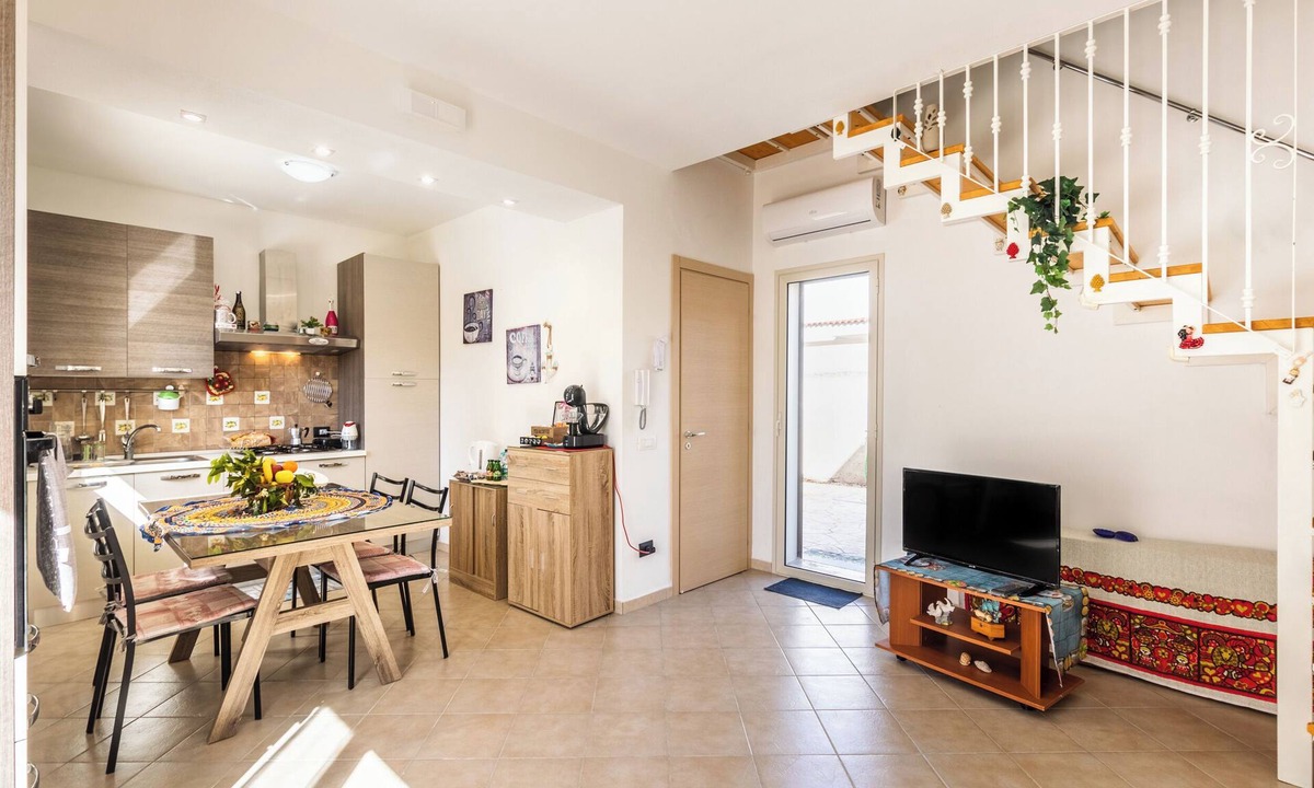 Noto Marina Apartment | Villa Queen Dany - Two Bedroom Apartment, Sleeps 5