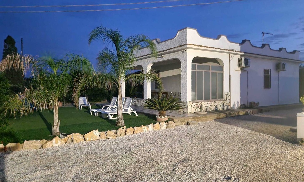 Partinico Villa | Villa Reginotte Balestrate, Partinico, Trappeto.