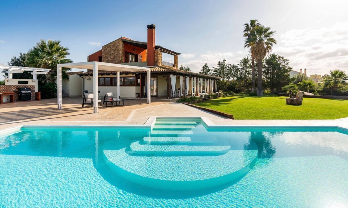 Paceco Villa | Villa Sissi - Five Bedroom Villa, Sleeps 9