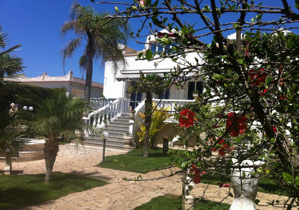 Cava dʼAliga Bed & Breakfast | Villa Sissi