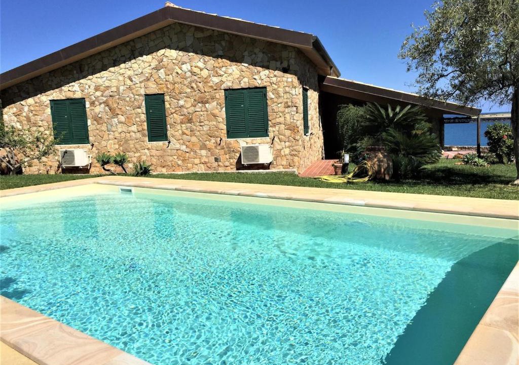 Mazzaforno Villa | Villa Smeraldo Private access to the sea and pool