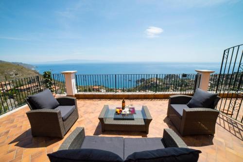 Taormina Apartment | Villa Sofia