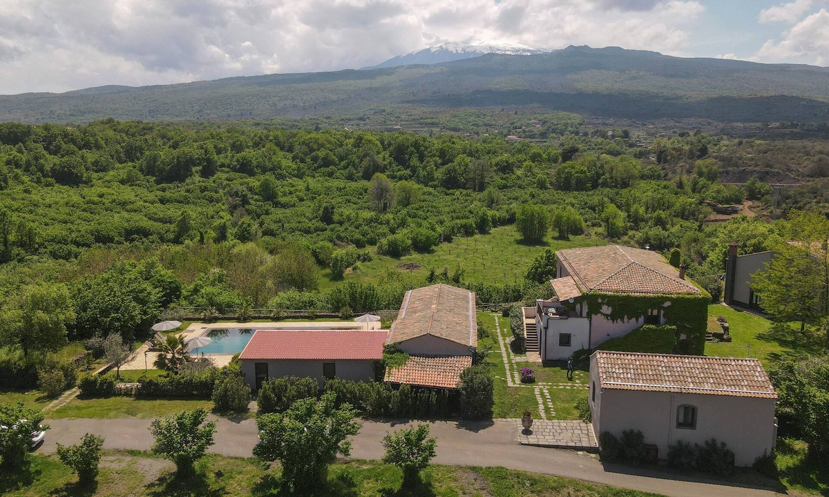 Rovittello Villa | Villa Terre Normanne 16, Emma Villas