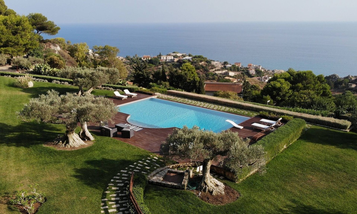 Licata Villa | Villa Terra Del Sole 10+2, Emma Villas
