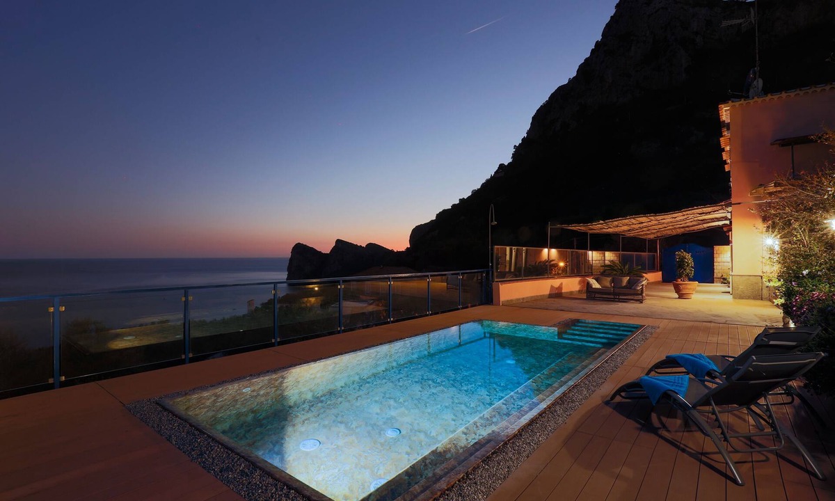 Marina del Cantone Villa | Villa The Phoenix