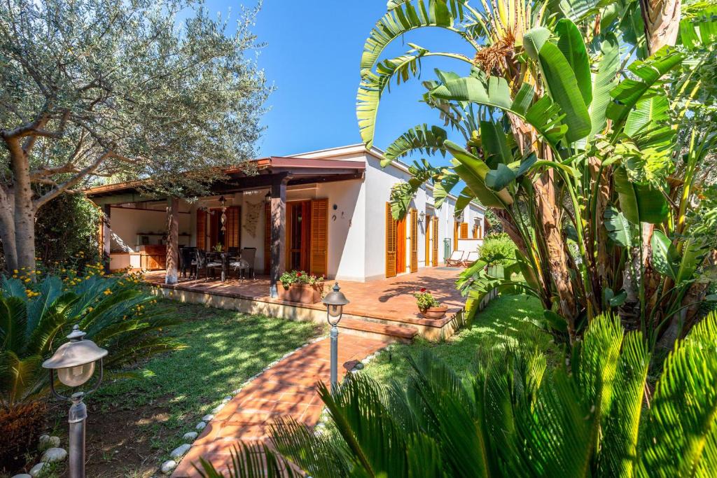 Terrasini Villa | Villetta Cala Rossa