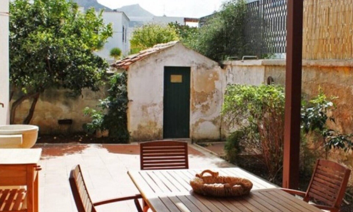 San Vito Lo Capo House | Villetta Sole: Holiday Home with Mountain View, Shared Terrace & Air Conditioning