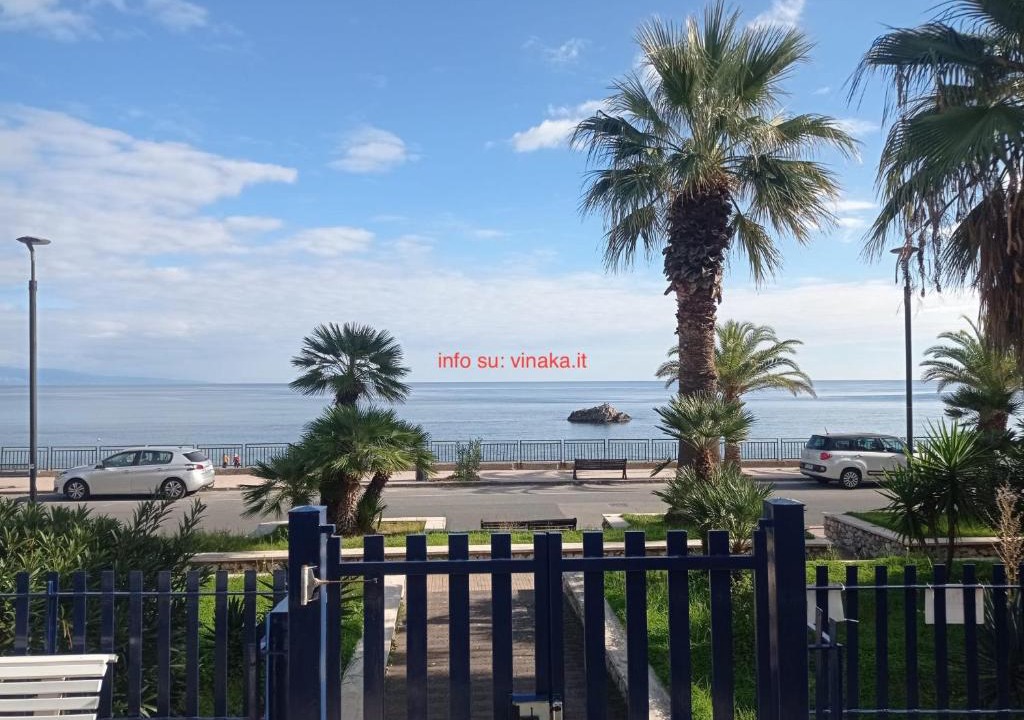 Sant'Alessio Siculo Apartment | Vinaka it