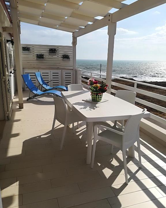 Torre di Mezzo House | Vista Mare tra i luoghi di Montalbano