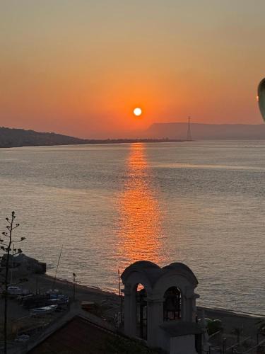 Province of Messina Apartment | Vista sullo Stretto