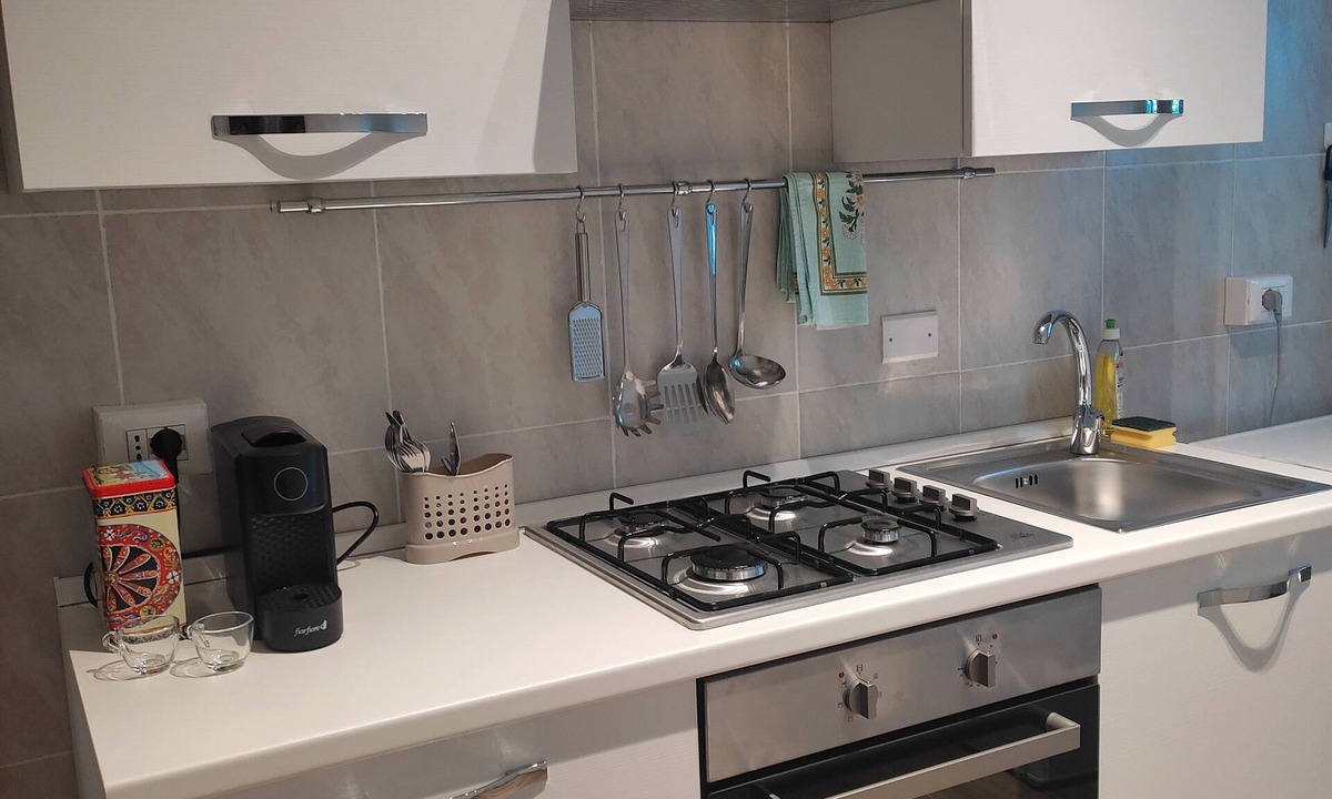 Ro Apartment | Vrbo Property