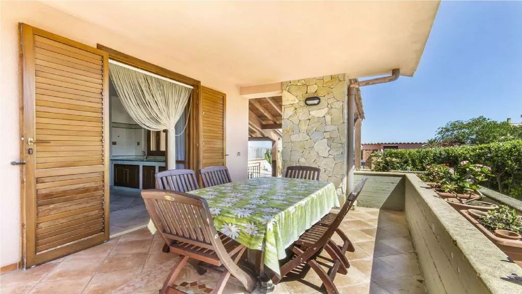 Solfarelli Villa | WELL-LIT MEDITERRANEAN VILLA WITH VERANDA AND GARDEN ONLY 50 METERS FROM THE SEA