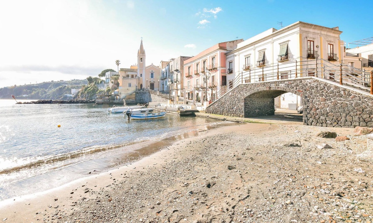 Lipari Historic Centre House | Welcome to Lipari ? Discover the Lipari Islands.