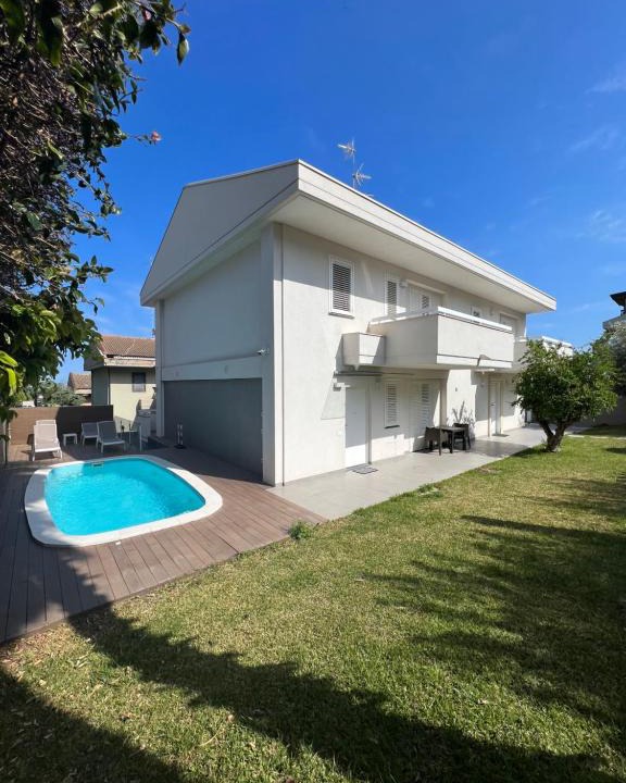 Aci Catena Villa | WHITE HOUSE