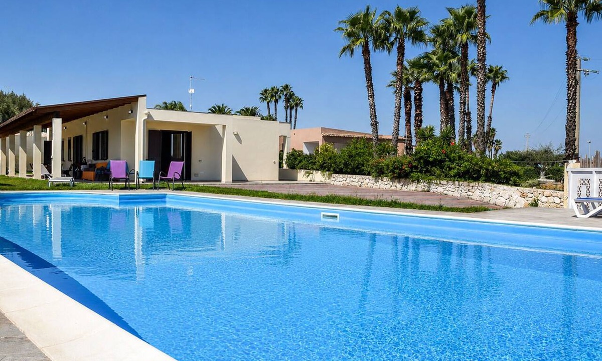 Brucoli Villa | Wonderful private villa with private pool, WIFI, A/C, TV, patio, pets allowed and panoramic view