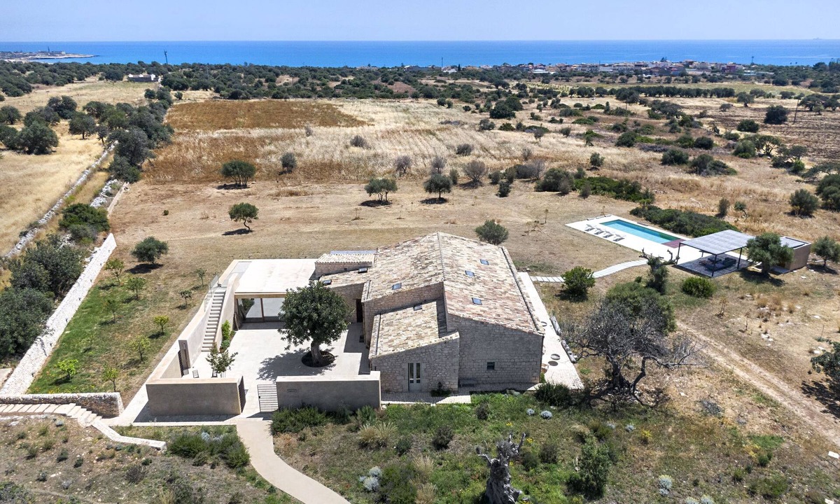 Scicli Villa | Wonderful stone villa with swimming pool and large outdoor spaces.