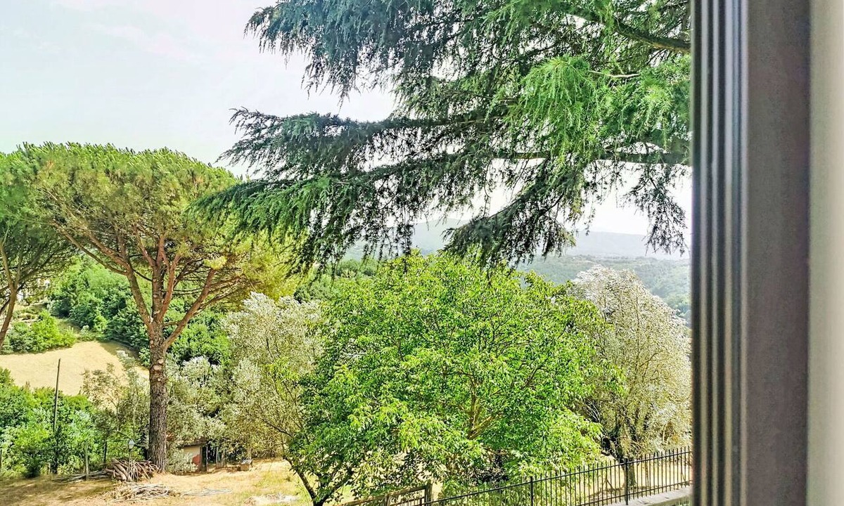 Rocca Sinibalda Villa | Wonderful villa for 5 people with WIFI, hot tub, balcony, pets allowed and panoramic view