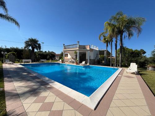 Carrozziere House | Zeus Depandance in Villa con piscina