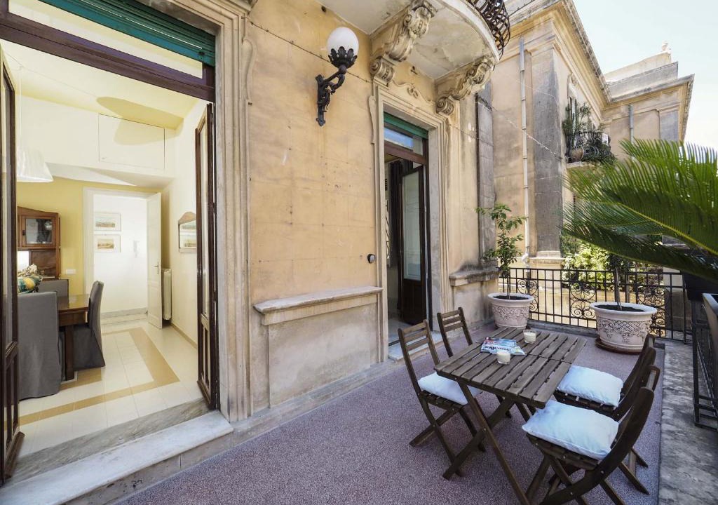 Noto Apartment | Zia Emma
