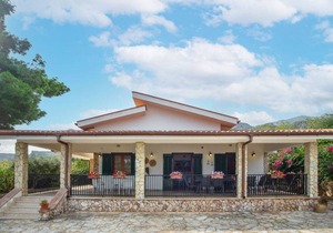 150 m² House ∙ 5 bedrooms ∙ 9 guests