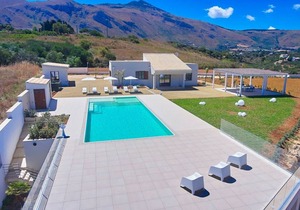 150 m² Villa ∙ 3 bedrooms ∙ 6 guests