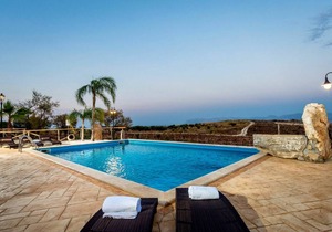 300 m² Villa ∙ 5 bedrooms ∙ 10 guests