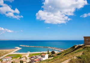 300 meters from the beach of Lidofiori di Menfi, this beautiful apartment awaits you.
