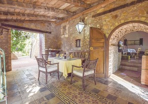 4 bedroom lovely home in Acquedolci