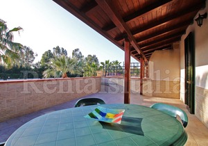 6 bedrooms, 3 Baths, near the SEA, Terrace, Wi-Fi, Air Conditioning, Pool