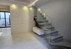 CARLO'S Home
