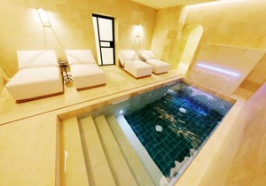 Casa Nostra Luxury Suites & Spa