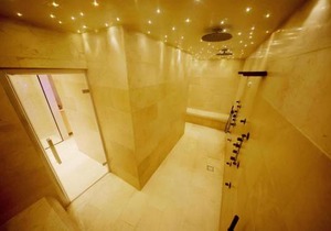 Casa Nostra Luxury Suites & Spa