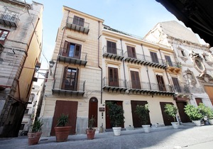 Casa Nostra Luxury Suites