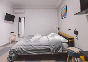 Double bedroom apartment across Ortigia
