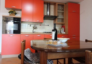 Holiday apartment with terrace and sea view
