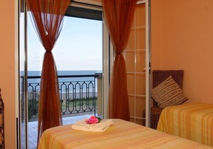 Holiday house Gioiosa Marea for 1 - 10 persons with 5 bedrooms - Holiday home