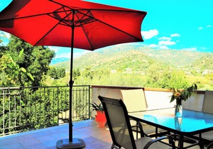 House "Al vico dei lemons" between the countryside and the sea
