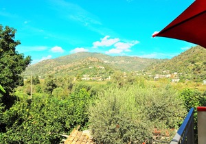House "Al vico dei lemons" between the countryside and the sea