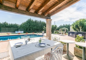 Lovely home in Grammichele with WiFi