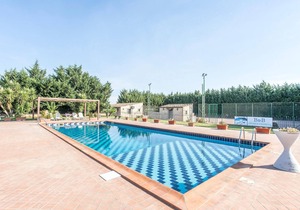 Lovely home in Grammichele with WiFi