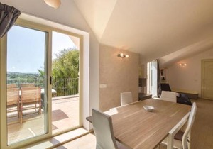 Lovely Home In Pozzallo With Kitchen
