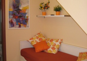 New apartment in the historic center just steps from the sea and from the Duomo