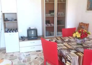 One bedroom house at Marina di Caronia, 200 m away from the beach with sea view, furnished terrace and wifi