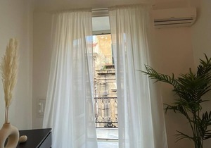 Parliament Apartment - Beautiful 120sqm in the heart of the historic center of Palermo