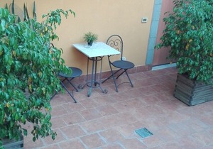 Rooms with bathroom 600mt polyclinic messina
