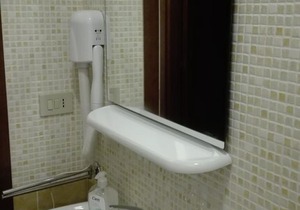 Rooms with bathroom 600mt polyclinic messina