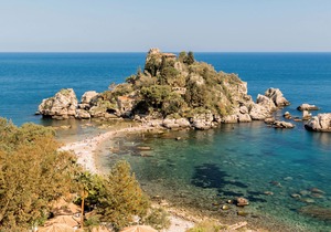 San Domenico Penthouse, ideal for groups in the center on Taormina with terrace.