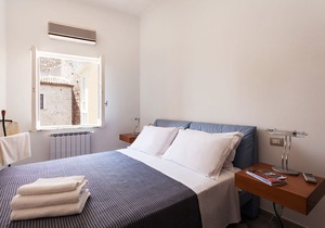 San Domenico Penthouse, ideal for groups in the center on Taormina with terrace.